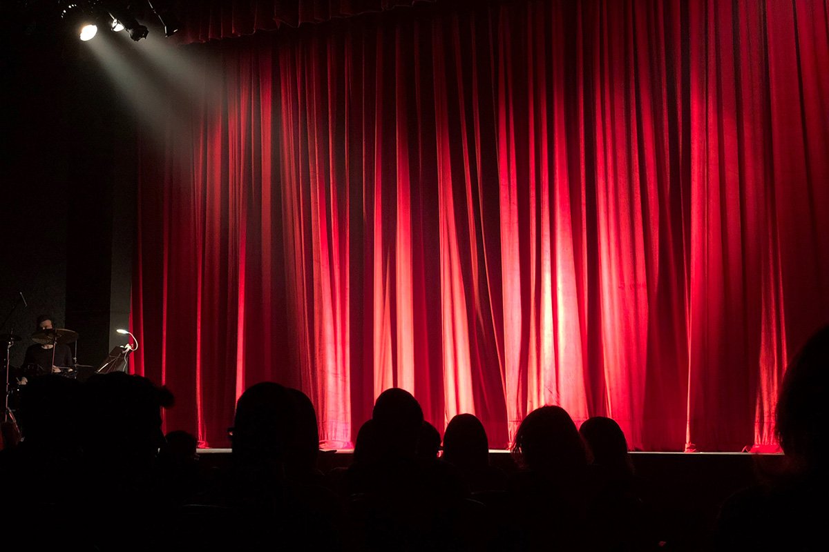 Dropping the curtain: The State of Youth theatre in Serbia